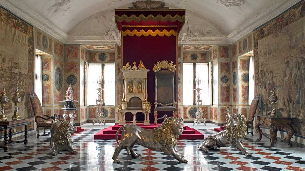 Throne and throne room