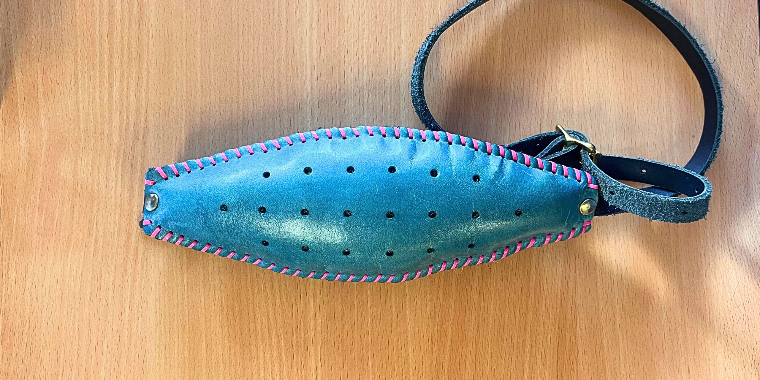 Blue knitting belt